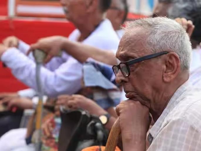 Chief Minister Shinde announced a revised pension scheme for government employees in the state | राज्यात सुधारित पेन्शन योजना च शासकीय कर्मचाऱ्यांसाठी मुख्यमंत्री शिंदे यांची घोषणा