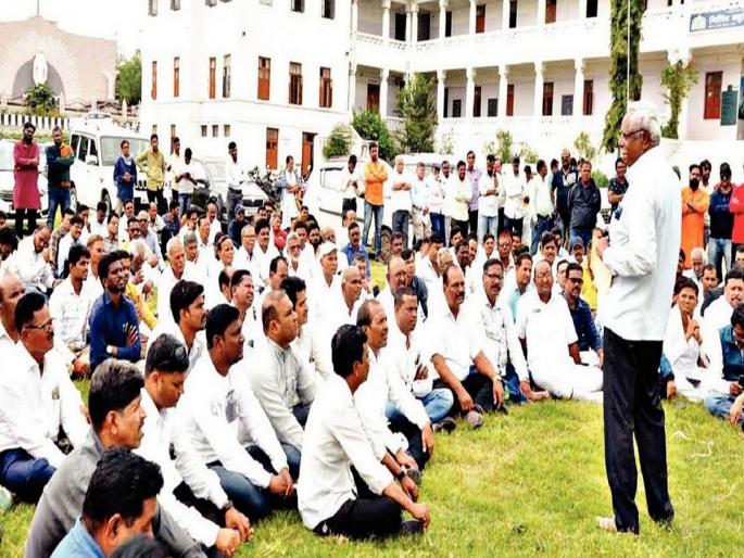 "Now the formula of PES should be given to the descendants of Babasaheb" | 'आता बाबासाहेबांच्या वंशजांकडे ‘पीईएस’ची सूत्रे द्यावीत' "Now the formula of PES should be given to the descendants of Babasaheb" | 'आता बाबासाहेबांच्या वंशजांकडे ‘पीईएस’ची सूत्रे द्यावीत'