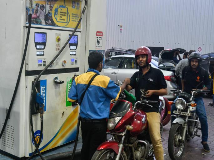 Petrol to become more expensive by Rs 18 and diesel by Rs 35?; Prices likely to increase after elections in 5 states | पेट्रोल १८ तर डिझेल ३५ रुपयांनी महागणार?; ५ राज्यांच्या निवडणुकीनंतर दर वाढण्याची शक्यता Petrol to become more expensive by Rs 18 and diesel by Rs 35?; Prices likely to increase after elections in 5 states | पेट्रोल १८ तर डिझेल ३५ रुपयांनी महागणार?; ५ राज्यांच्या निवडणुकीनंतर दर वाढण्याची शक्यता