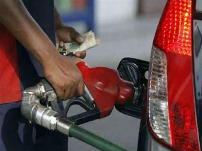 Diesel no longer needs to go to the pump, As soon as you call, the pump will come directly to your door | डिझेल कार वापरताय! आता जावं लागणार नाही पेट्रोल पंपावर, कॉल करताच थेट पंपच येणार तुमच्या दारात Diesel no longer needs to go to the pump, As soon as you call, the pump will come directly to your door | डिझेल कार वापरताय! आता जावं लागणार नाही पेट्रोल पंपावर, कॉल करताच थेट पंपच येणार तुमच्या दारात