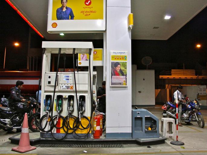 5 things to know about the out of control fuel price rise in India | पेट्रोल, डिझेलचे दर नेमके कशामुळे पेटले?; जाणून घ्या ५ महत्त्वाच्या गोष्टी 5 things to know about the out of control fuel price rise in India | पेट्रोल, डिझेलचे दर नेमके कशामुळे पेटले?; जाणून घ्या ५ महत्त्वाच्या गोष्टी