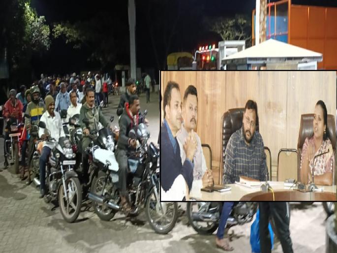 90 percent fuel supply smooth in Sangli district; Don't believe in rumours says Trupti Dhodmise | सांगली जिल्ह्यात ९० टक्के इंधनाचा पुरवठा सुरळीत; अफवांवर विश्वास ठेवू नका - तृप्ती धोडमिसे  90 percent fuel supply smooth in Sangli district; Don't believe in rumours says Trupti Dhodmise | सांगली जिल्ह्यात ९० टक्के इंधनाचा पुरवठा सुरळीत; अफवांवर विश्वास ठेवू नका - तृप्ती धोडमिसे