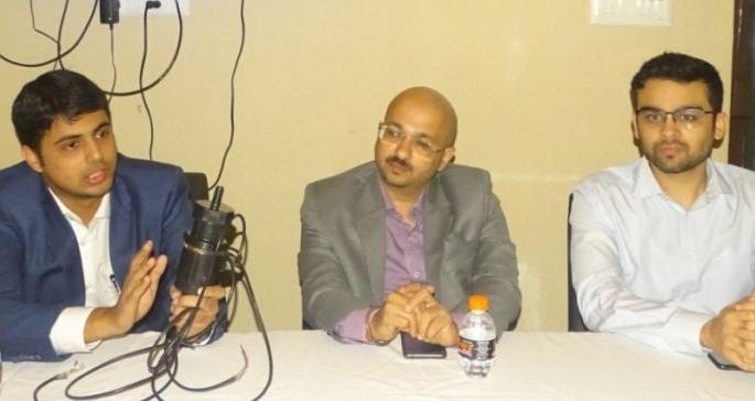 Petrol theft will stop due to 'E-Funnel' and 'Smart DG Devices' | ‘ई-फनेल’ आणि ‘स्मार्ट डीजी डिव्हाईस’मुळे थांबणार पेट्रोलचोरी Petrol theft will stop due to 'E-Funnel' and 'Smart DG Devices' | ‘ई-फनेल’ आणि ‘स्मार्ट डीजी डिव्हाईस’मुळे थांबणार पेट्रोलचोरी