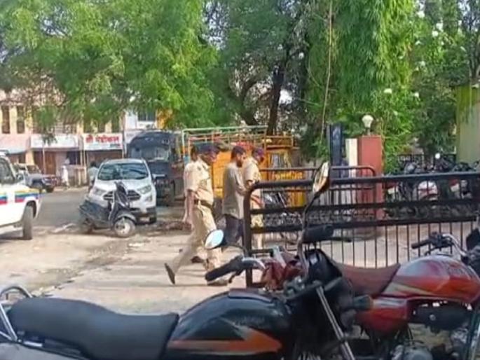 Ten PFIs member arrested on IB's tip released after interrogation; Four positioned in hersul jail | आयबीच्या माहितीवरून ताब्यात घेतलेल्या PFI च्या दहाजणांना चौकशीनंतर सोडले; चौघे स्थानबद्ध Ten PFIs member arrested on IB's tip released after interrogation; Four positioned in hersul jail | आयबीच्या माहितीवरून ताब्यात घेतलेल्या PFI च्या दहाजणांना चौकशीनंतर सोडले; चौघे स्थानबद्ध