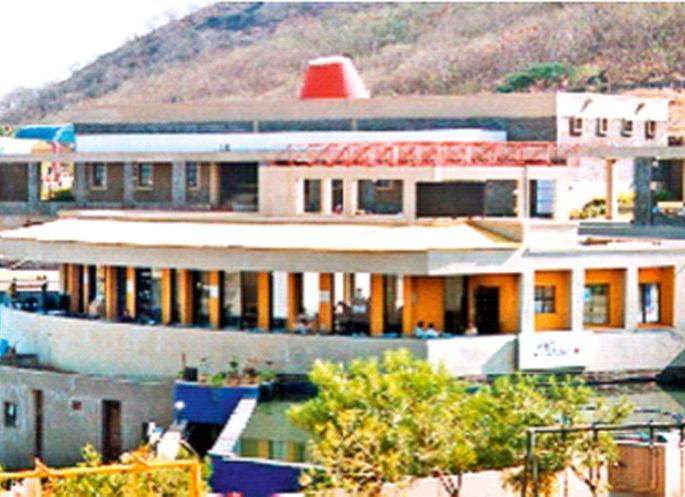 Chitranagari to be built in Phalke Memorial in partnership with Municipal Corporation | फाळके स्मारकात महापालिका भागीदारीत साकारणार चित्रनगरी Chitranagari to be built in Phalke Memorial in partnership with Municipal Corporation | फाळके स्मारकात महापालिका भागीदारीत साकारणार चित्रनगरी