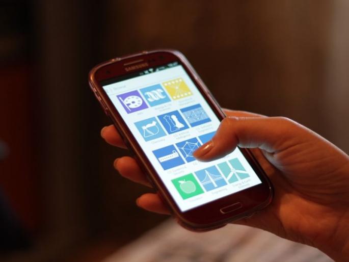 Tips to follow if smartphone touch screen gets hanged or goes black | फोनचा टच काम करत नसेल तर वापरा या टिप्स! Tips to follow if smartphone touch screen gets hanged or goes black | फोनचा टच काम करत नसेल तर वापरा या टिप्स!