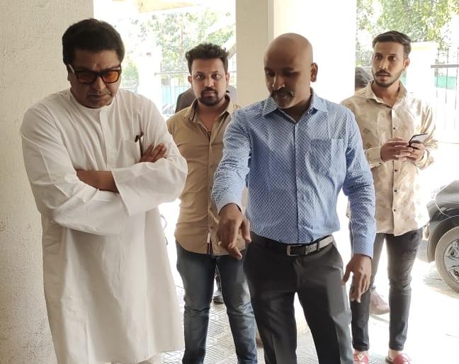 MNS worker creates a model to purify river water. MNS Leader Raj Thackeray asks him to present it to all corporations | पुण्याचा मनसैनिकाने शोधला नदी शुद्ध करायचा सोपा पर्याय. मनसे अध्यक्ष राज ठाकरे म्हणाले... MNS worker creates a model to purify river water. MNS Leader Raj Thackeray asks him to present it to all corporations | पुण्याचा मनसैनिकाने शोधला नदी शुद्ध करायचा सोपा पर्याय. मनसे अध्यक्ष राज ठाकरे म्हणाले...