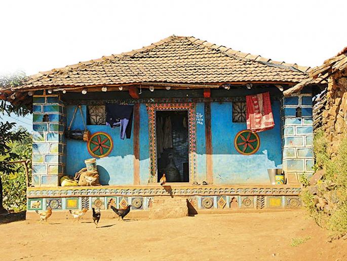 village or city, what pulls you? a small town conflict | गावाला जाऊन शहरात परतलं की आपण नक्की कुठले हा प्रश्न का छळतो ? village or city, what pulls you? a small town conflict | गावाला जाऊन शहरात परतलं की आपण नक्की कुठले हा प्रश्न का छळतो ?