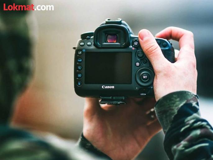 To save a friends life women posed nude for a fundraising calendar in the UK | मैत्रिणीचा जीव वाचवण्यासाठी महिलांनी केलं न्यूड फोटोशूट, जमवले उपचाराचे पैसे!