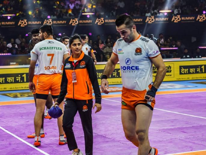 Physio Ankita Matondkar of Puneri Paltan team has shown a new career direction for women in the field of sports  | प्रो कबड्डीतील यशस्वीनी! अंकिता मातोंडकरने दाखवली महिलांना करिअरची नवी दिशा Physio Ankita Matondkar of Puneri Paltan team has shown a new career direction for women in the field of sports  | प्रो कबड्डीतील यशस्वीनी! अंकिता मातोंडकरने दाखवली महिलांना करिअरची नवी दिशा