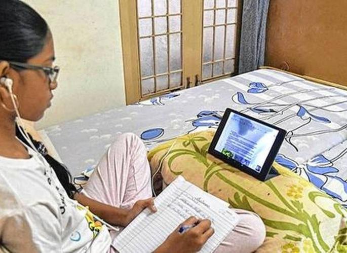 Tenth and twelfth classes will start from 5th August | दहावी, बारावीचे वर्ग ५ ऑगस्टपासून होणार सुरू