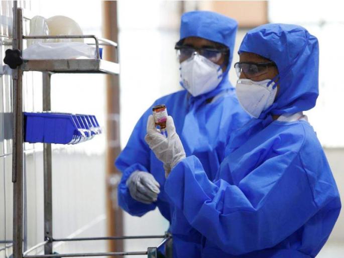 PPE suit for the prevention of germs and the safety of doctors | जंतूचा संसर्ग टाळण्यासाठी अन् डॉक्टरांच्या सुरक्षेसाठी पीपीई सूट PPE suit for the prevention of germs and the safety of doctors | जंतूचा संसर्ग टाळण्यासाठी अन् डॉक्टरांच्या सुरक्षेसाठी पीपीई सूट