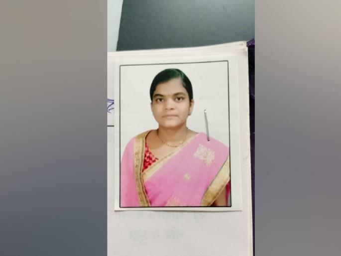 Married woman commits suicide in Tandulwadi after getting tired of her father-in-law's interrogation | सासरच्या जाचाला कंटाळून तांदूळवाडीत विवाहितेची आत्महत्या Married woman commits suicide in Tandulwadi after getting tired of her father-in-law's interrogation | सासरच्या जाचाला कंटाळून तांदूळवाडीत विवाहितेची आत्महत्या