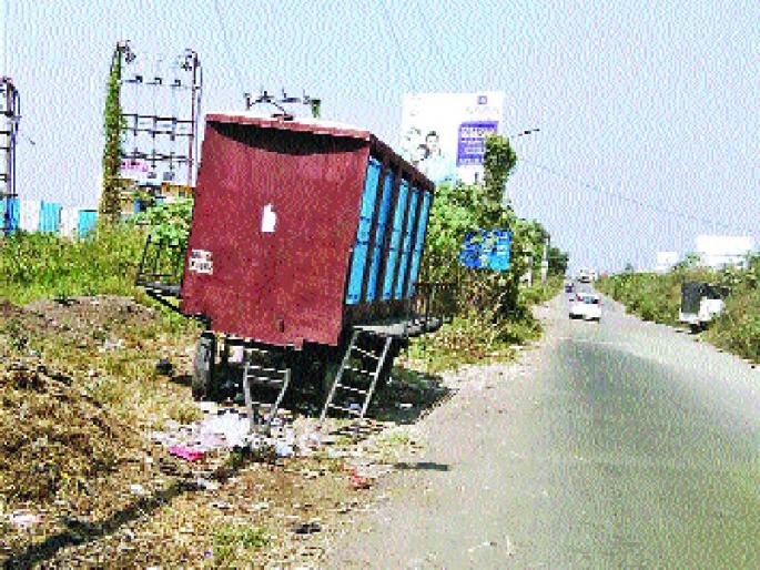 The toilets went stolen, filed a complaint in the police | चक्क शौचालय गेले चोरीला, पोलिसांत गुन्हा दाखल  The toilets went stolen, filed a complaint in the police | चक्क शौचालय गेले चोरीला, पोलिसांत गुन्हा दाखल