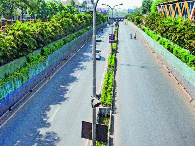 Noon Sentinel Thandavli Udyanagari | दुपारच्या प्रहरी थंडावली उद्योगनगरी Noon Sentinel Thandavli Udyanagari | दुपारच्या प्रहरी थंडावली उद्योगनगरी