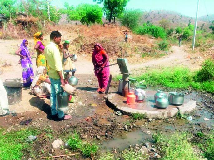 Pinchchhed water supply in Telhara taluka closed for two months! | तेल्हारा तालुक्यातील पिंपरखेडचा पाणी पुरवठा दोन महिन्यांपासून बंद! Pinchchhed water supply in Telhara taluka closed for two months! | तेल्हारा तालुक्यातील पिंपरखेडचा पाणी पुरवठा दोन महिन्यांपासून बंद!