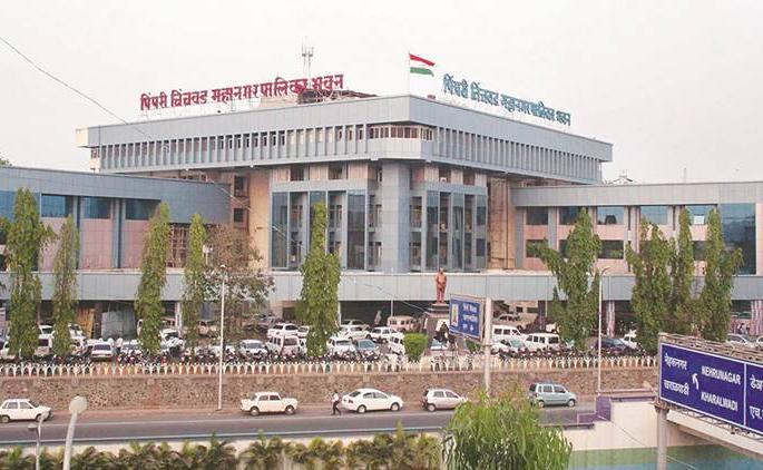 Whose watch on 988 home quarantine in the city? in pimpari chinchwad corona | शहरातील होम क्वारंटाइन असलेल्या ९८८ जणांवर वॉच कोणाचा? Whose watch on 988 home quarantine in the city? in pimpari chinchwad corona | शहरातील होम क्वारंटाइन असलेल्या ९८८ जणांवर वॉच कोणाचा?