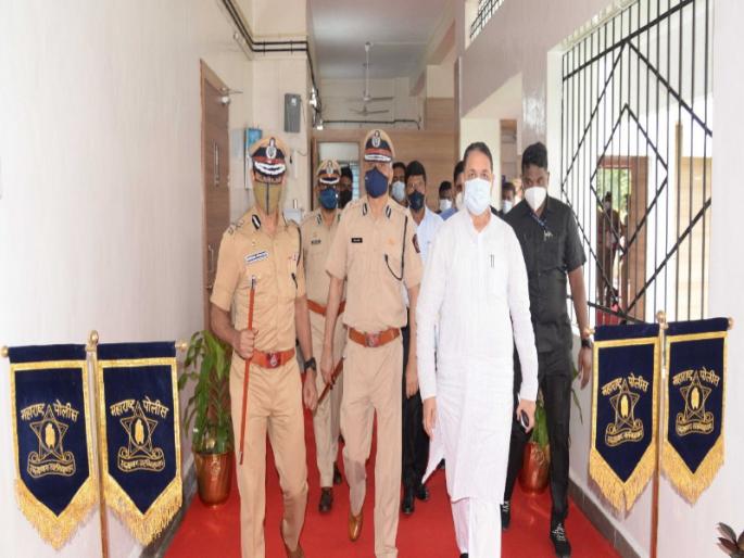 Four hectare land in Chikhali for Pimpri-Chinchwad Police Commissioner office | पिंपरी-चिंचवड पोलीस आयुक्तालयासाठी चिखलीत चार हेक्टर जागा; वाहन व मनुष्यबळाचीही समस्या सोडविणार Four hectare land in Chikhali for Pimpri-Chinchwad Police Commissioner office | पिंपरी-चिंचवड पोलीस आयुक्तालयासाठी चिखलीत चार हेक्टर जागा; वाहन व मनुष्यबळाचीही समस्या सोडविणार
