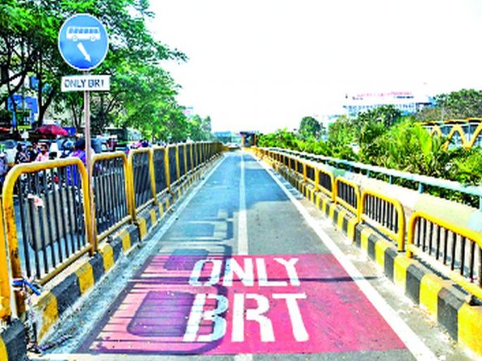 Nayna Gunde conducted BRT route survey | नयना गुंडे यांनी केली बीआरटी मार्गाची पाहणी Nayna Gunde conducted BRT route survey | नयना गुंडे यांनी केली बीआरटी मार्गाची पाहणी