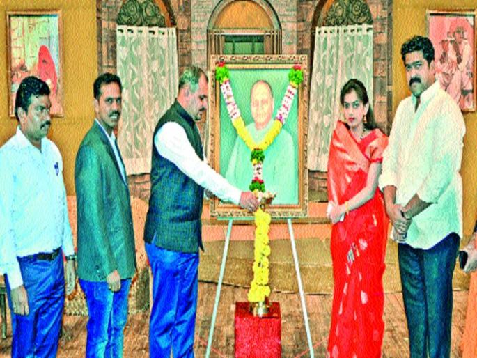 Celebration of the drama of the city dwellers, 27 and 30 December | शहरवासीयांना नाटकांची पर्वणी, २७ व ३० डिसेंबरला आयोजन Celebration of the drama of the city dwellers, 27 and 30 December | शहरवासीयांना नाटकांची पर्वणी, २७ व ३० डिसेंबरला आयोजन