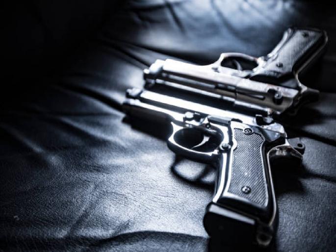Beed Crime: Ashti Police Seize Two English-Made Pistols; Two Accused Arrested During Night Raid | Beed Crime: आष्टीत दोन इंग्लिश बनावटीच्या पिस्तुलांसह दोघांना बेड्या, घातपाताचा संशय? Beed Crime: Ashti Police Seize Two English-Made Pistols; Two Accused Arrested During Night Raid | Beed Crime: आष्टीत दोन इंग्लिश बनावटीच्या पिस्तुलांसह दोघांना बेड्या, घातपाताचा संशय?