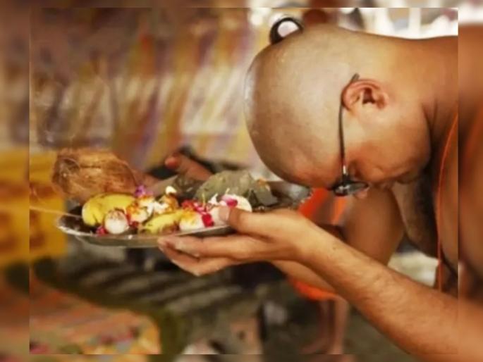 Pitru Paksha 2022 : When to perform Shraddha if you don't know the death anniversary of pitara? Read the answer in the scriptures! | Pitru Paksha 2022 : पितरांची तिथी माहीत नसेल तर श्राद्ध केव्हा करावे? धर्मशास्त्रात दिलेले उत्तर वाचा! Pitru Paksha 2022 : When to perform Shraddha if you don't know the death anniversary of pitara? Read the answer in the scriptures! | Pitru Paksha 2022 : पितरांची तिथी माहीत नसेल तर श्राद्ध केव्हा करावे? धर्मशास्त्रात दिलेले उत्तर वाचा!