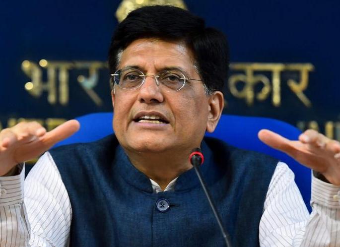 He who makes mistakes is the one who learns; Attempts to cast a curtain on the statement of gravity | जो चुका करतो, तोच शिकतो; गुरुत्वाकर्षणाच्या विधानावर पडदा टाकण्याचा प्रयत्न He who makes mistakes is the one who learns; Attempts to cast a curtain on the statement of gravity | जो चुका करतो, तोच शिकतो; गुरुत्वाकर्षणाच्या विधानावर पडदा टाकण्याचा प्रयत्न