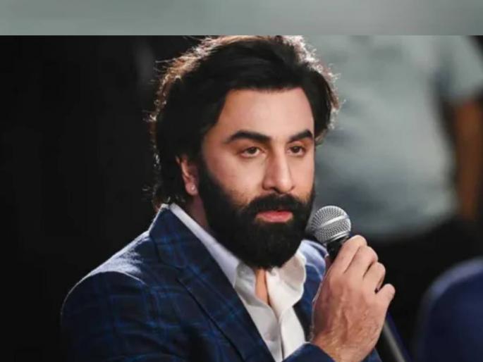 Ranbir Kapoor takes u turn regarding his old statement on working in pakistani films | Ranbir Kapoor : पाकिस्तानी सिनेमात काम करायला आवडेल या विधानावर रणबीरचा 'यू-टर्न', म्हणाला, 'कलेपेक्षा देशच...' Ranbir Kapoor takes u turn regarding his old statement on working in pakistani films | Ranbir Kapoor : पाकिस्तानी सिनेमात काम करायला आवडेल या विधानावर रणबीरचा 'यू-टर्न', म्हणाला, 'कलेपेक्षा देशच...'