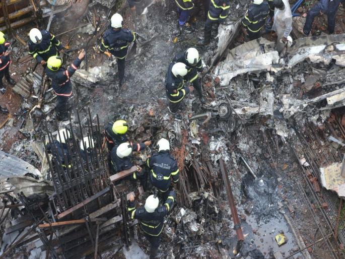 Between 2011 and 2017, 52 aircraft accidents in the country | २०११ ते २०१७ दरम्यान देशात ५२ विमान अपघात Between 2011 and 2017, 52 aircraft accidents in the country | २०११ ते २०१७ दरम्यान देशात ५२ विमान अपघात