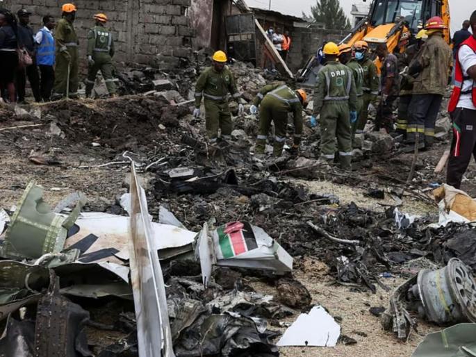 Kenya Plane Crash: Amref plane crashes into houses; 6 people including 2 doctors killed | Kenya Plane Crash: घरांवरच कोसळले वैद्यकीय पथकाला घेऊन जाणारे विमान; २ डॉक्टरसह ६ जण ठार