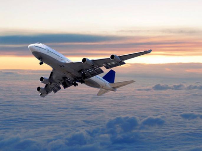 united kingdom britain ireland storm isha sevral flight affected diversions cancellations passengers face problems | विमानात बसल्यानंतर प्रवाशांना लागली झोप, डोळे उघडले तर पोहोचले दुसऱ्याच देशात... united kingdom britain ireland storm isha sevral flight affected diversions cancellations passengers face problems | विमानात बसल्यानंतर प्रवाशांना लागली झोप, डोळे उघडले तर पोहोचले दुसऱ्याच देशात...