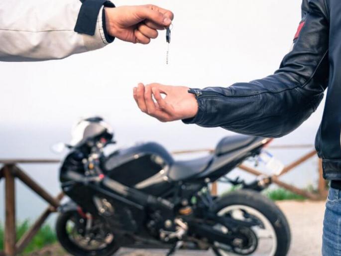 Two thousand 41 vehicles were sold in Panvel area | पनवेल परिसरात झाली तब्बल दोन हजार 41 वाहनांची विक्री Two thousand 41 vehicles were sold in Panvel area | पनवेल परिसरात झाली तब्बल दोन हजार 41 वाहनांची विक्री