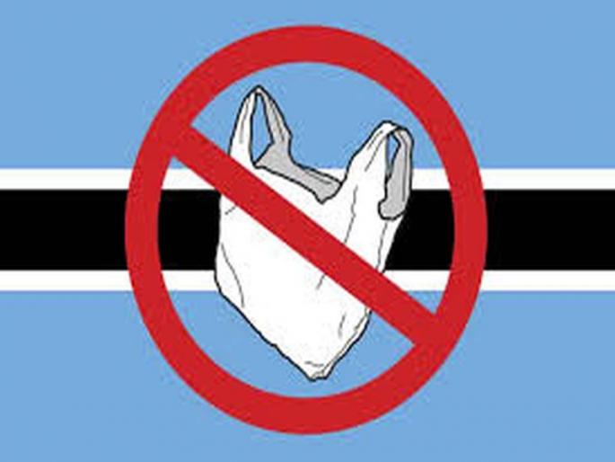 Plastic ban :13 thousand rupees Penalties recovered from Plastic's businessmen | Plastic ban : प्लास्टिक व्यावसायिकांकडून 13 हजाराचा दंड वसूल Plastic ban :13 thousand rupees Penalties recovered from Plastic's businessmen | Plastic ban : प्लास्टिक व्यावसायिकांकडून 13 हजाराचा दंड वसूल