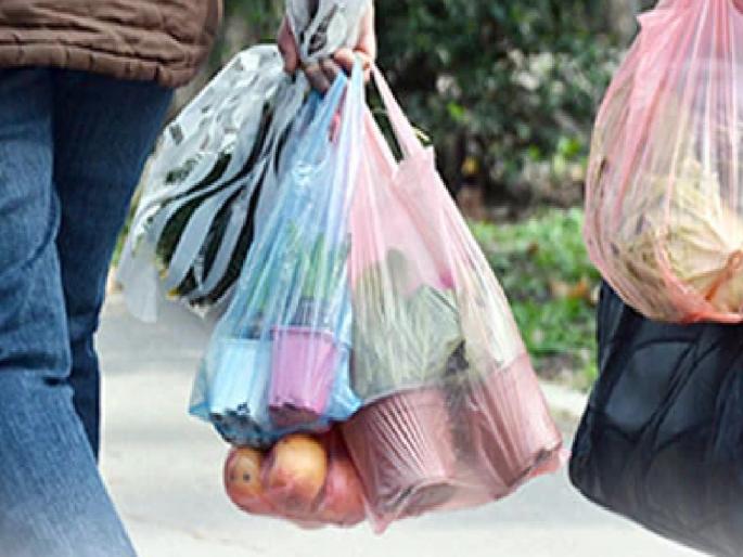 Widespread sale of plastic bags by shopkeepers in Sindhudurga | प्लास्टिक बंदीचा सिंधुदुर्गात उडाला फज्जा, मोठ्या दुकानदारांकडून सर्रास विक्री