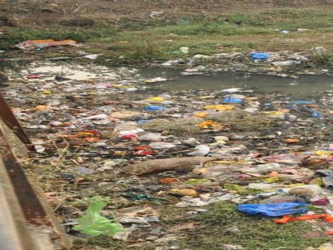 Nandurbar flood water resources crisis ... | नंदुरबारात जलस्त्रोतांवर ओढावतेय संकट.. Nandurbar flood water resources crisis ... | नंदुरबारात जलस्त्रोतांवर ओढावतेय संकट..