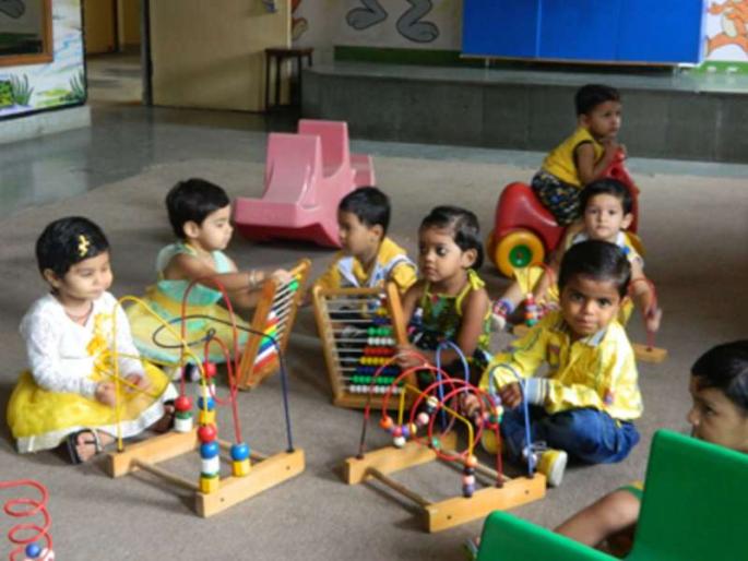 Play group, nurses are free to charge fees | प्ले ग्रुप, नर्सरींना फी आकारण्यासाठी मोकळे रान Play group, nurses are free to charge fees | प्ले ग्रुप, नर्सरींना फी आकारण्यासाठी मोकळे रान