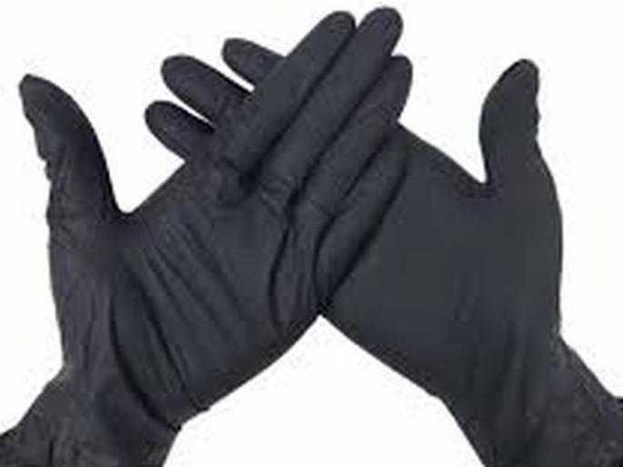 Akola Municipal Corporation did not provide safety equipment to the cleaning staff! | मनपा सफाई कर्मचाऱ्यांना सुरक्षा साहित्य दिलेच नाही! Akola Municipal Corporation did not provide safety equipment to the cleaning staff! | मनपा सफाई कर्मचाऱ्यांना सुरक्षा साहित्य दिलेच नाही!