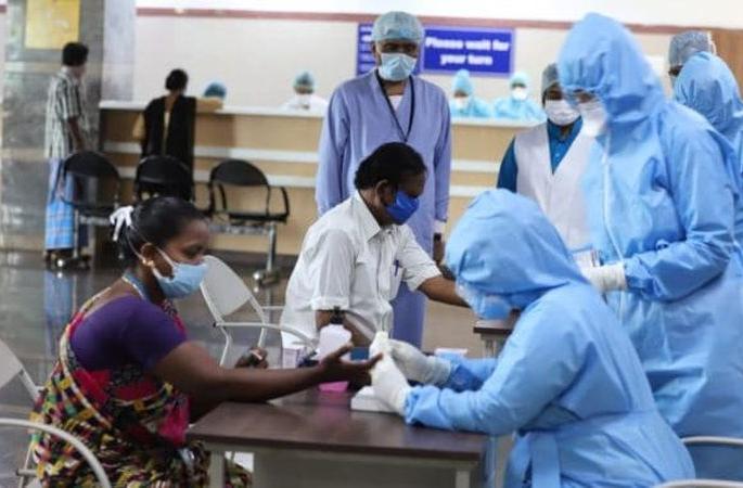 Another 16 corona positive patients were found in Akola District |  आणखी १६ कोरोना पॉझिटिव्ह रुग्ण आढळले Another 16 corona positive patients were found in Akola District |  आणखी १६ कोरोना पॉझिटिव्ह रुग्ण आढळले