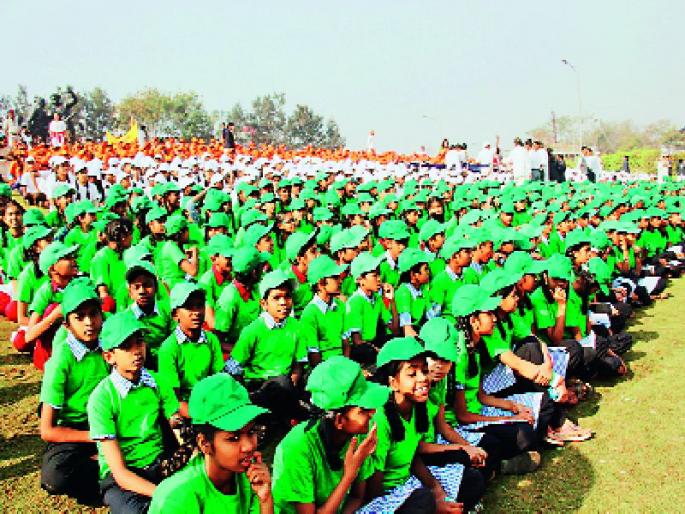  Increasing the spirit of patriotism by national flag - Brig Vaishnav | राष्ट्रध्वजातून राष्ट्रप्रेमाची भावना वृद्धिंगत - ब्रिगेडियर वैष्णव