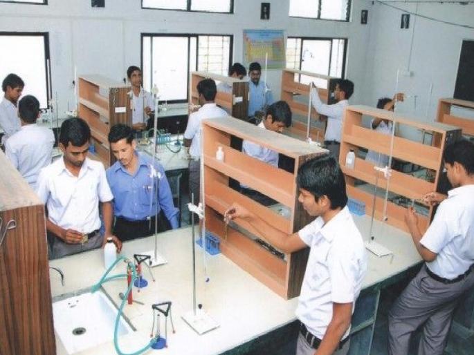 Application for polytechnic admission at eleven and a half thousand 12,500 seats in 52 colleges in the department | पाॅलिटेक्निक प्रवेशासाठी साडे अकरा हजारावर अर्ज; विभागात ५२ महाविद्यालयात १२,५०० जागा Application for polytechnic admission at eleven and a half thousand 12,500 seats in 52 colleges in the department | पाॅलिटेक्निक प्रवेशासाठी साडे अकरा हजारावर अर्ज; विभागात ५२ महाविद्यालयात १२,५०० जागा