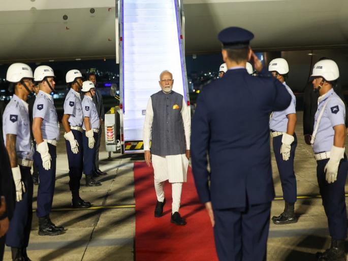 PM Narendra Modi Arrives In Brazil To Attend G20 Summit After Nigeria Visit | PM नरेंद्र मोदी ब्राझीलला पोहोचले, जोरदार स्वागत; जी-२० शिखर परिषदेत सहभागी होणार!  PM Narendra Modi Arrives In Brazil To Attend G20 Summit After Nigeria Visit | PM नरेंद्र मोदी ब्राझीलला पोहोचले, जोरदार स्वागत; जी-२० शिखर परिषदेत सहभागी होणार!