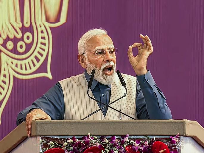 pm narendra modi slams opposition in madhya pradesh tour | ‘त्यांना’ आता मिळतोय सन्मान; मागच्या सरकारांना निवडणुकीतच येत होती आठवण: पंतप्रधान pm narendra modi slams opposition in madhya pradesh tour | ‘त्यांना’ आता मिळतोय सन्मान; मागच्या सरकारांना निवडणुकीतच येत होती आठवण: पंतप्रधान