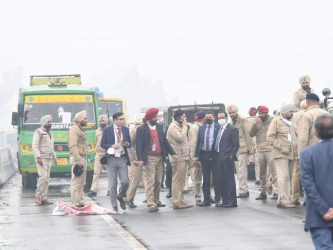 pm security breach punjab govt report to mha farmer protest fir registered probe the lapses | PM Narendra Modi Security Breach : 'पोलिसांमध्ये समन्वयाचा अभाव अन् ...', पंतप्रधान सुरक्षा त्रुटीबाबत पंजाब सरकारचा रिपोर्ट pm security breach punjab govt report to mha farmer protest fir registered probe the lapses | PM Narendra Modi Security Breach : 'पोलिसांमध्ये समन्वयाचा अभाव अन् ...', पंतप्रधान सुरक्षा त्रुटीबाबत पंजाब सरकारचा रिपोर्ट