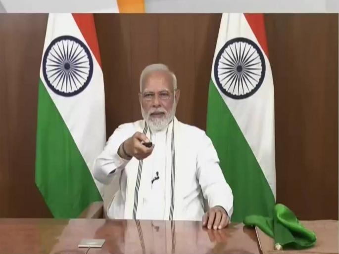 PM Modi inaugurated & laid the foundation stone for various Railway projects in West Bengal, through video conferencing | Heeraben Modi Death :आई गेल्याचं दुःख मनाच्या कोपऱ्यात ठेवून PM मोदी 'ऑन ड्युटी': 'वंदे भारत'ला हिरवा झेंडा PM Modi inaugurated & laid the foundation stone for various Railway projects in West Bengal, through video conferencing | Heeraben Modi Death :आई गेल्याचं दुःख मनाच्या कोपऱ्यात ठेवून PM मोदी 'ऑन ड्युटी': 'वंदे भारत'ला हिरवा झेंडा