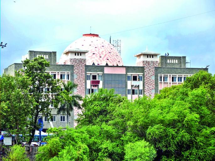 Considering the amount of compensation, project planning is 'non-affordable' | मोबदला रक्कम गृहीत धरून प्रकल्पाची आखणी ‘न’ परवडणारीच Considering the amount of compensation, project planning is 'non-affordable' | मोबदला रक्कम गृहीत धरून प्रकल्पाची आखणी ‘न’ परवडणारीच