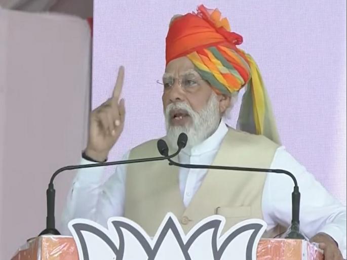 PM Modi Rajasthan Visit: People with negative thinking do not want development of the country; PM Modi attacks Congress from Rajasthan | PM Modi Rajasthan Visit: नकारात्कम विचाराच्या लोकांना देशाचा विकास नकोय; राजस्थानमधून पीएम मोदींचा काँग्रेसवर प्रहार... PM Modi Rajasthan Visit: People with negative thinking do not want development of the country; PM Modi attacks Congress from Rajasthan | PM Modi Rajasthan Visit: नकारात्कम विचाराच्या लोकांना देशाचा विकास नकोय; राजस्थानमधून पीएम मोदींचा काँग्रेसवर प्रहार...