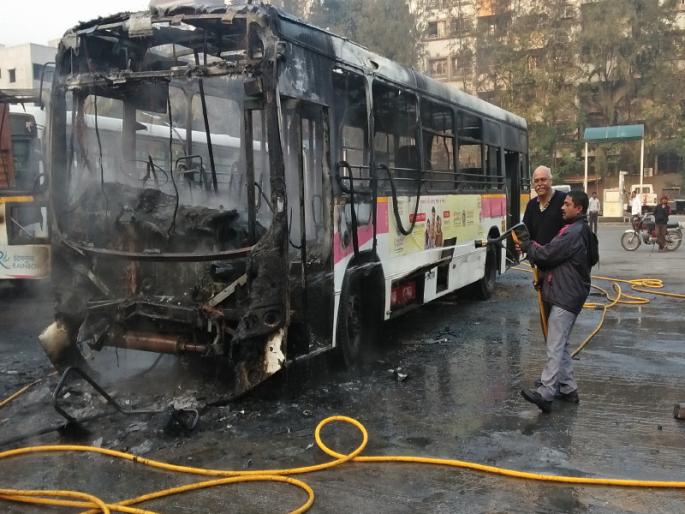 PMP fired; incident in Kothrud Depot, Short Circuit Chance Of Fire | पीएमपीचा उडाला भडका; कोथरुड डेपोतील प्रकार, शॉर्टसर्किटमुळे आग लागल्याची शक्यता PMP fired; incident in Kothrud Depot, Short Circuit Chance Of Fire | पीएमपीचा उडाला भडका; कोथरुड डेपोतील प्रकार, शॉर्टसर्किटमुळे आग लागल्याची शक्यता