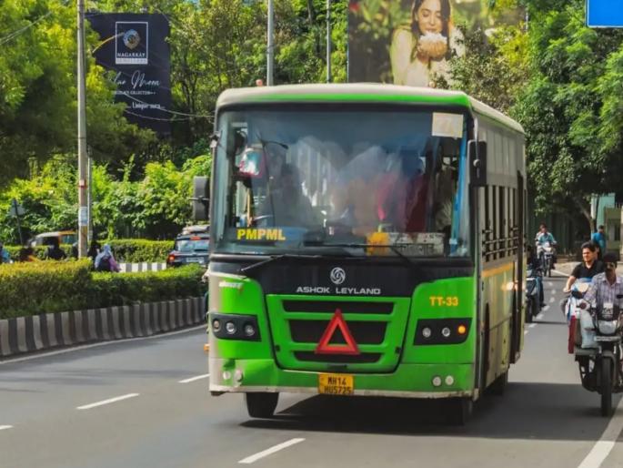 The engines of pmpml new buses are getting hot and are breaking down on the road | PMPML: पीएमपीच्या नव्या बसेसचं इंजिन होतंय गरम अन् रस्त्यातच पडताहेत बंद The engines of pmpml new buses are getting hot and are breaking down on the road | PMPML: पीएमपीच्या नव्या बसेसचं इंजिन होतंय गरम अन् रस्त्यातच पडताहेत बंद