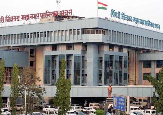 Pimpri Chinchwad excluded from red zone, implementation from midnight, market to start | पिंंपरी चिंचवडला रेडझोनमधून वगळले, मध्यरात्रीपासून अंमलबजावणी, बाजारपेठ होणार सुरु Pimpri Chinchwad excluded from red zone, implementation from midnight, market to start | पिंंपरी चिंचवडला रेडझोनमधून वगळले, मध्यरात्रीपासून अंमलबजावणी, बाजारपेठ होणार सुरु