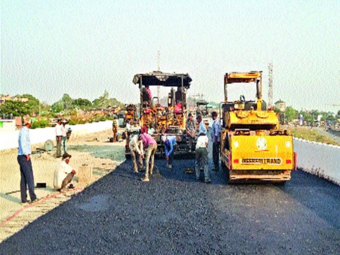 Elevated road speed, Pune-Mumbai national highway | एलिव्हेटेड रस्त्याच्या कामाला आली गती, पुणे-मुंबई राष्ट्रीय महामार्ग Elevated road speed, Pune-Mumbai national highway | एलिव्हेटेड रस्त्याच्या कामाला आली गती, पुणे-मुंबई राष्ट्रीय महामार्ग